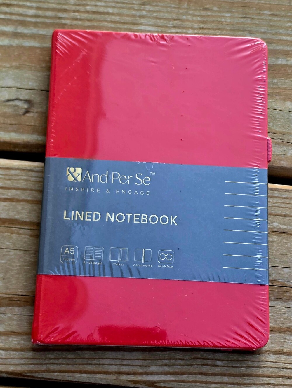 Per Se Red Dotted Notebook - Picture 9 of 16